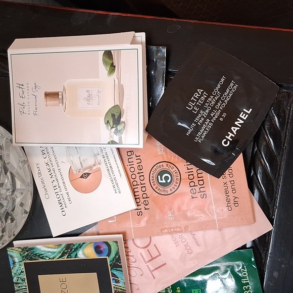 Sample Bundle - Picture 2 of 5